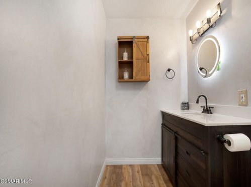 792 Wishard Ave, Simi Valley CA  93065-5676 exterior