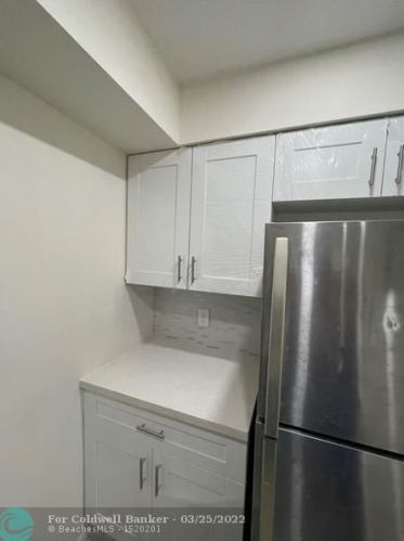 9667 15 Ct, Hollywood FL 33024-4429 exterior