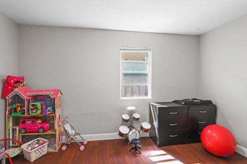 2667 Santa Fe St, Riverbank CA  95367-2226 exterior