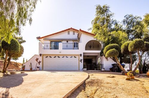16945 Calle Espuela, Riverside, CA 92504-6153