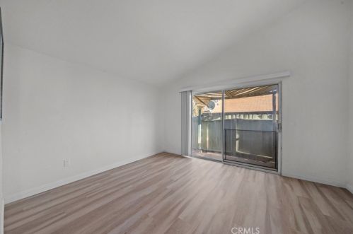 672 Parkview Dr, Lake Elsinore CA  92530-7071 exterior