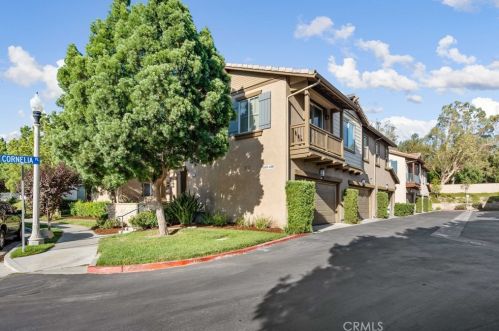 24015 Cornelia Pl, Santa Clarita, CA 91354-1866