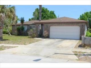 1409 Hendren Dr, Melbourne, FL 32935-5379