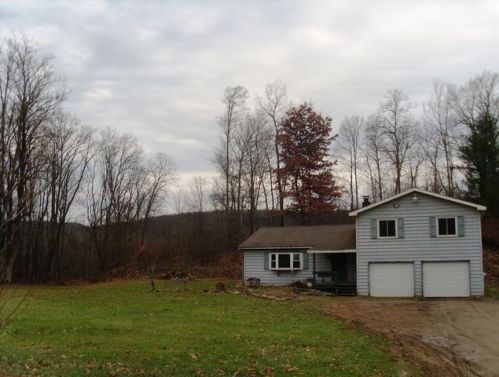 13967 Kinsack Rd, Centerville, PA 16404-7831