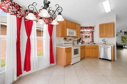 444 Grand Canal Dr, Kissimmee FL 34759-4360 exterior