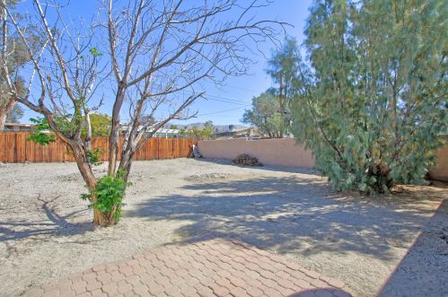 66154 6th St, Desert Hot Springs CA  92240-3170 exterior
