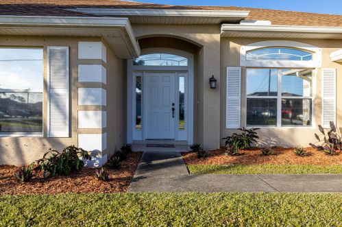 5810 Argo Ct, Fort Pierce, FL 34986-4165