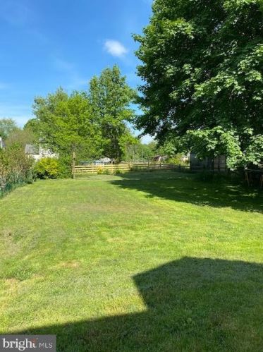 415 Octorara Ave, Parkesburg, PA 19365-1137