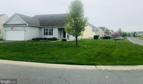 6 Big Pond Dr, Slaughter Beach, DE 19963-3914