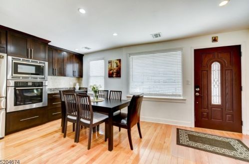 15 5th Ave, Manville NJ  08835-1321 exterior