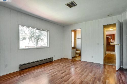 6901 Johnston Rd, Pleasanton CA  94588-9460 exterior