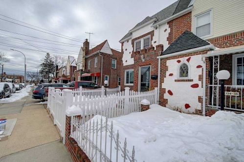 134-38 229th St, Jamaica, NY 11413-1324