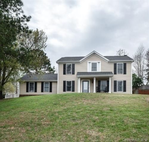 12501 Woodside Falls Rd, Pineville, NC 28134-7397