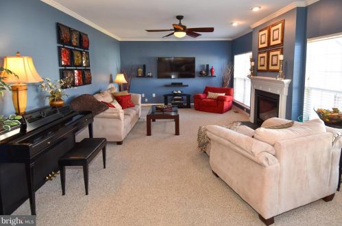 14276 Town Commons Way, Gainesville VA  20155-1497 exterior