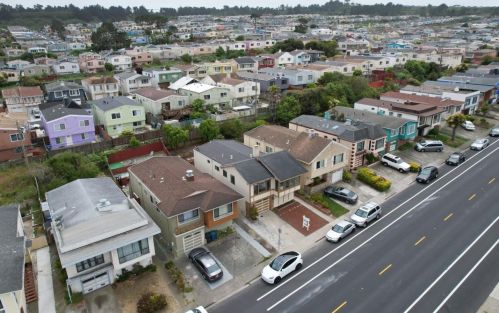 1360 Southgate Ave, Daly City CA  94015-3939 exterior