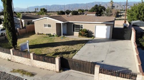 867 Carlotta Ct, Redlands CA  92374-2906 exterior