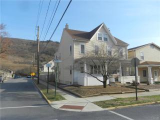 380 Lehigh Ave, Palmerton, PA 18071-1810