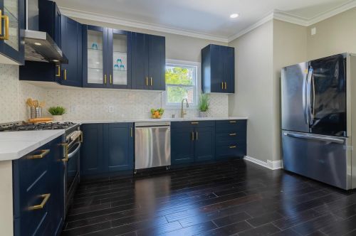 2726 Beverly Rd, Milwaukee WI  53211-2438 exterior