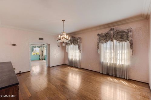 3192 Sycamore Dr, Simi Valley CA 93065-2703 exterior