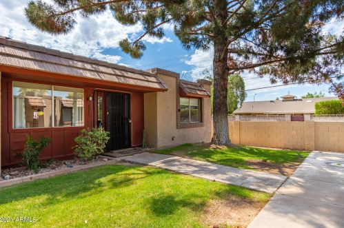 8265 Thomas Rd, Scottsdale AZ  85251-5873 exterior