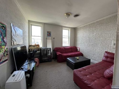 280 Macarthur Ave, Outwater NJ  07026-1216 exterior