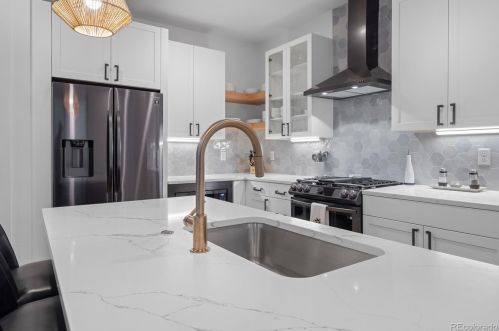 1877 Race St, Denver CO  80206-1115 exterior