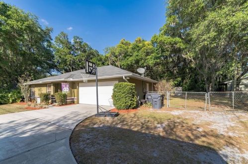 5740 Lunn Rd, Lakeland, FL 33811-2124