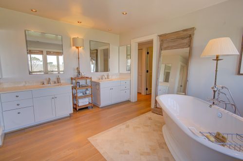 367 Pelican Flight Dr, Isle Of Palms SC  29451-9411 exterior