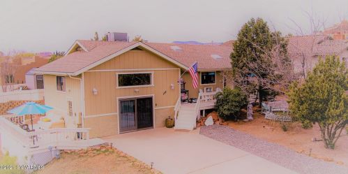 135 Stutz Bearcat Dr, Sedona, AZ 86336-5223