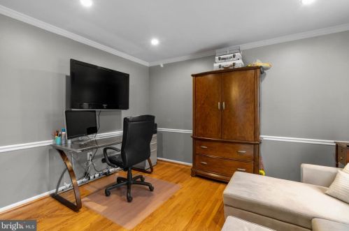 770 Dawes Dr, Yardley PA 19067-4335 exterior