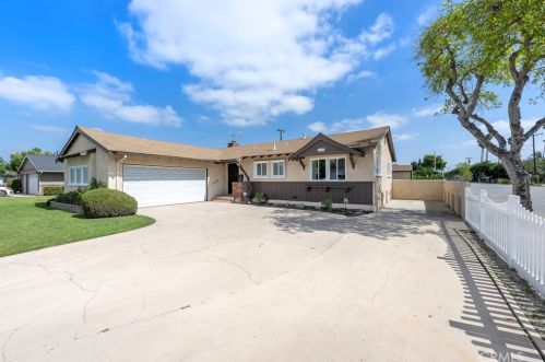 11472 Homeway Dr, Garden Grove, CA 92841-2007