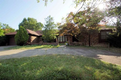 422 White Oak Dr, Covington, KY 41017-3346