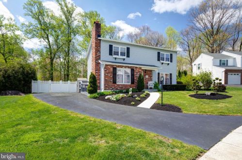 1942 Bergdoll Ave, Boothwyn, PA 19061-2618