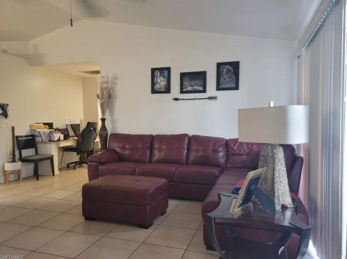 1050 Chadwick Ave, Lehigh Acres, FL 33974-9815