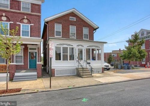 514 Park Ave, Lancaster, PA 17602-2156