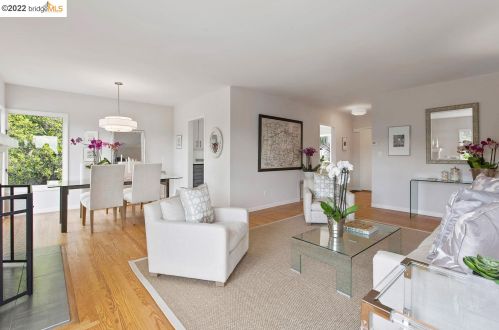 855 Glendome Cir, Oakland CA 94602-1413 exterior