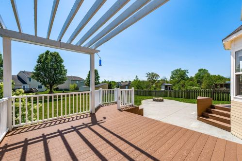 216 Autumn Leaves Way, Johnstown OH  43031-1369 exterior