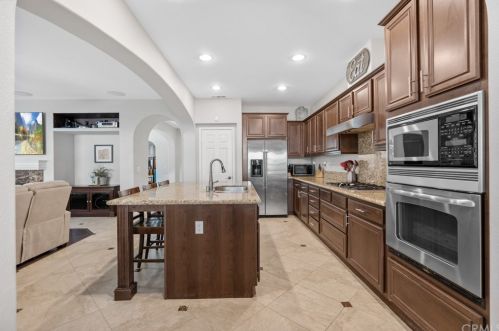 46346 Teton Trl, Temecula CA  92592-4139 exterior