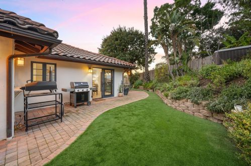 1047 Cheltenham Rd, Santa Barbara CA  93105-2236 exterior