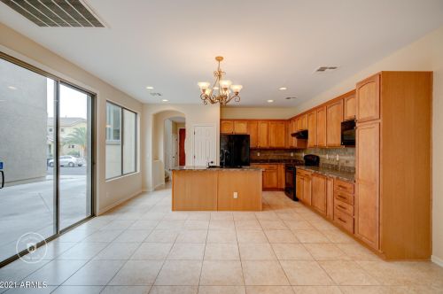 14576 Maui Ln, Sun City, AZ 85379-8549