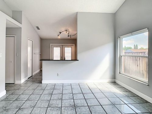 822 Mclean Ct, Orlando FL 32825-6367 exterior