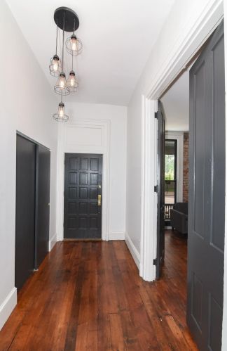 1009 Scott St, Covington KY  41011-3123 exterior