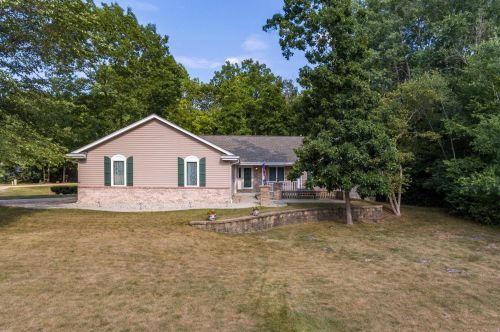 26411 Kendra Ln, Waterford WI  53185-2168 exterior