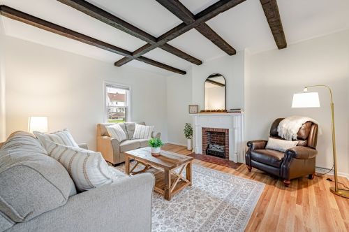 214 Loyalhanna Ave, Latrobe PA  15650-1724 exterior