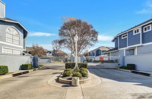 216 Glendora Ave, Covina CA 91724-2954 exterior