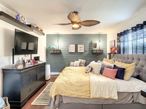 2425 Franklin Dr, Kissimmee FL 34744-2725 exterior