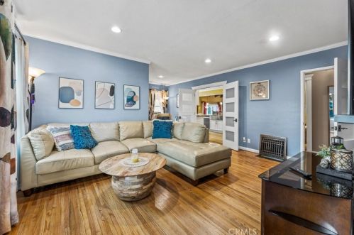 2105 65th St, Long Beach CA  90805-2615 exterior