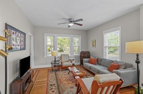 290 River Ave, Providence RI  02908-4217 exterior