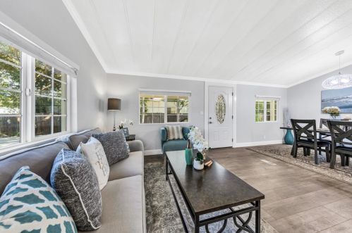 9644 Kent St, Elk Grove CA  95624-2436 exterior