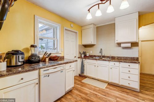 411 5th Ave, Saint Cloud MN 56301-4392 exterior